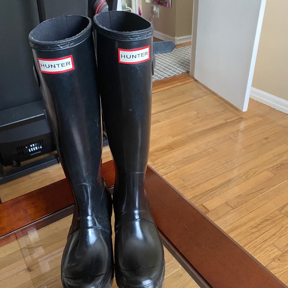 Hunter women’s rain boots